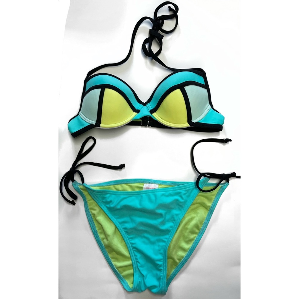 Color Block Bikini - Picture 2 of 8